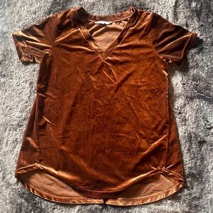 Orange velvet tshirt